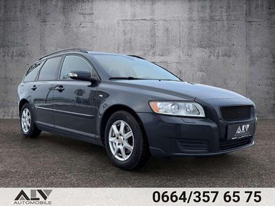 Gebraucht Volvo V50 Drive Kinetic 109 PS (80 kW) 2009 Grau Kombi