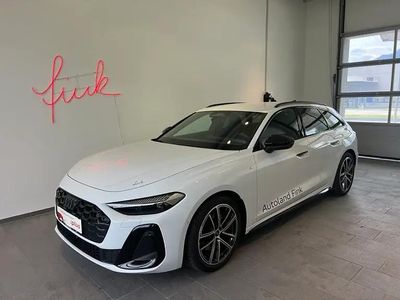 Weiss metallic Neu 2025 Audi A5 Ambiente Coupé | € 66.490 (Teuer)