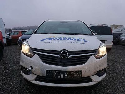 Weiß Gebraucht 2018 Opel Zafira Edition Van / Kleinbus | € 4.690 (Superpreis)