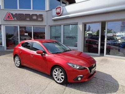 Gebraucht Mazda 3 Inclusive 150 PS (110 kW) 2015 Rot Limousine