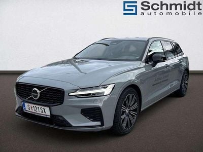 Gebraucht Volvo V60 Plus 253 PS (186 kW) 2024 Grau Kombi