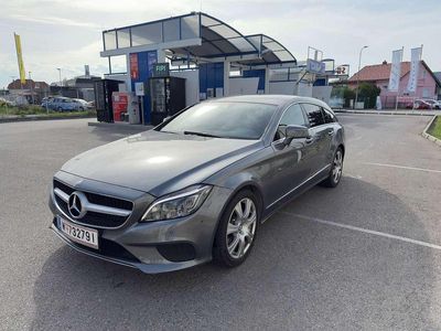 Grau Gebraucht 2015 Mercedes CLS220 Shooting Brake Kombi | € 29.800