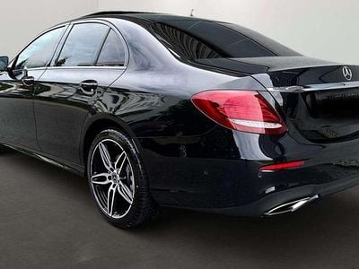 Schwarz Gebraucht 2017 Mercedes E200 AMG line Limousine | € 29.000 (Guter Preis)