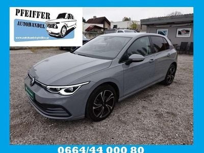 Gebraucht VW Golf VIII Life 131 PS (96 kW) 2020 Grau Kleinwagen