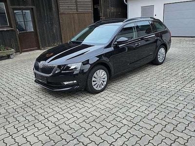 Schwarz Gebraucht 2019 Skoda Octavia Style Kombi | € 16.999 (Guter Preis)
