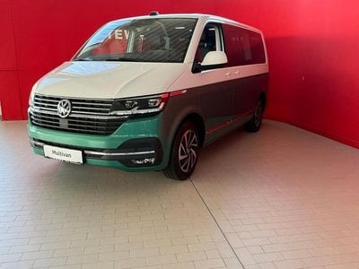 Weiss normal Gebraucht 2024 VW Multivan Highline Van | € 99.990