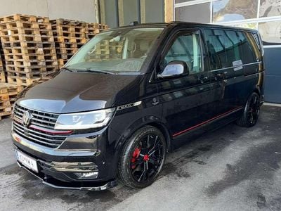 Schwarz Gebraucht 2024 VW Multivan Highline Van | € 98.000