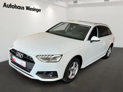 Weiss metallic Gebraucht 2024 Audi A4 Comfort Kombi | € 41.500 (Teuer)