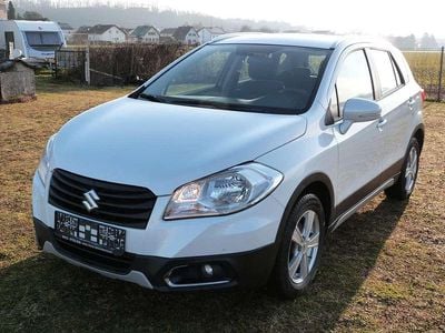 Weiß Gebraucht 2014 Suzuki SX4 S-Cross SUV | € 5.790