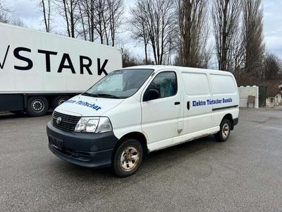 gebraucht Toyota HiAce 25 D-4D 120 lang / Allrad / Diesel