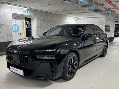 BMW M760