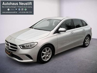 Gebraucht Mercedes B180 Progressive 116 PS (85 kW) 2019 Grau Van / Kleinbus