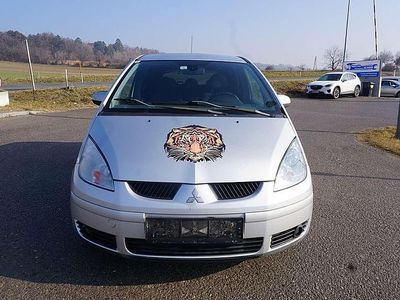 Grau Gebraucht 2007 Mitsubishi Colt Limousine | € 890