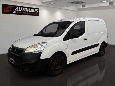 Weiß Gebraucht 2017 Peugeot Partner Business-Line Van / Kleinbus | € 8.880