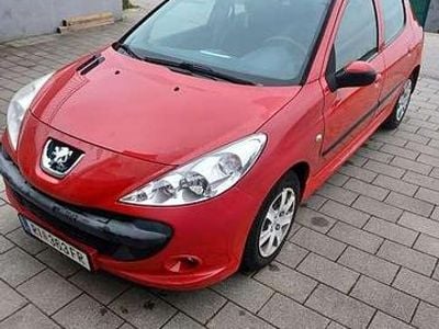 Gebraucht Peugeot 206 60 PS (44 kW) 2010 Rot Limousine
