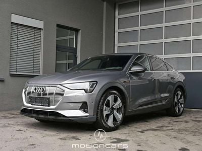 Grau Gebraucht 2020 Audi e-tron Sportback Basis SUV | € 36.980 (Fairer Preis)
