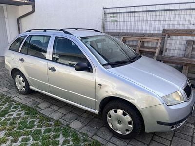 Silber Gebraucht 2001 Skoda Fabia Classic Kleinwagen | € 1.600 (Fairer Preis)