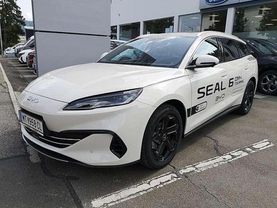 Beige Gebraucht 2025 BYD Seal Comfort Limousine | € 39.850