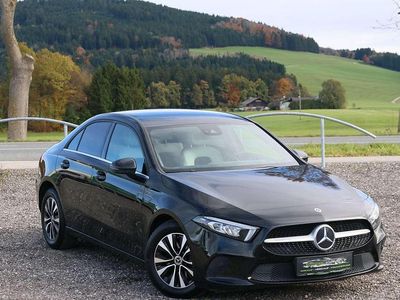 Schwarz Gebraucht 2022 Mercedes A180 Limousine | € 23.900