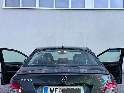 Grau Gebraucht 2010 Mercedes C200 Avantgarde Limousine | € 10.900
