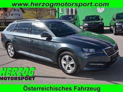 Grau Gebraucht 2021 Skoda Superb Kombi | € 22.440 (Guter Preis)