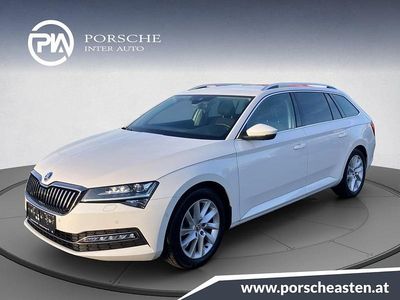 Weiss normal Gebraucht 2021 Skoda Superb Style Kombi | € 22.460 (Guter Preis)
