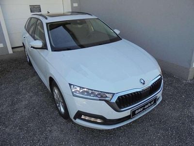 Weiß Gebraucht 2022 Skoda Octavia Ambition Kombi | € 17.900 (Superpreis)