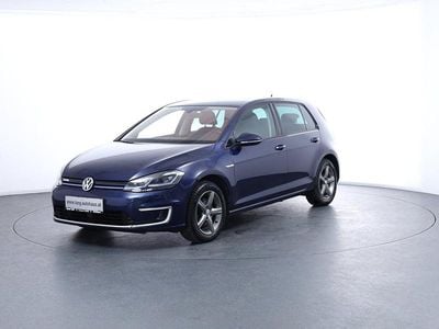 Gebraucht VW e-Golf 100 kW (136 PS) 2017 Mittelblau  metallic Kleinwagen