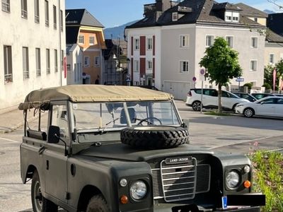 Dunkelgrün Gebraucht 1977 Land Rover Defender SUV | € 20.800