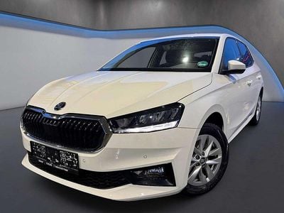 Weiß Gebraucht 2025 Skoda Fabia Selection Limousine | € 16.990