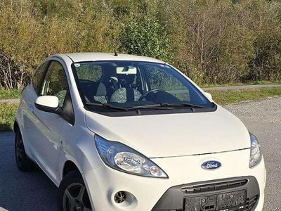 Gebraucht 2015 Ford Ka Ambiente Limousine | € 4.500