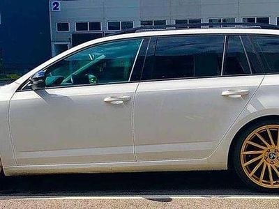 Gebraucht Skoda Octavia RS 184 PS (135 kW) 2015 Weiß Kombi