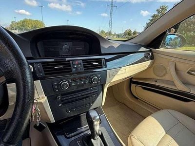 Blau Gebraucht 2008 BMW 330 Sport Line Coupé | € 15.990 (Etwas zu teuer)