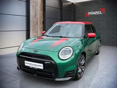 Grün Gebraucht 2024 Mini Cooper Kleinwagen | € 30.800 (Etwas zu teuer)