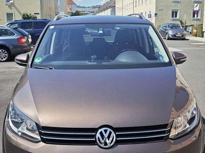 Gebraucht VW Touran Cross 105 PS (77 kW) 2011 Braun Van / Kleinbus
