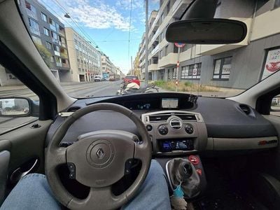 Grau Gebraucht 2006 Renault Scénic Van / Kleinbus | € 2.500 (Superpreis)