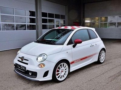 Weiß Gebraucht 2010 Abarth 500 Esseesse Kleinwagen | € 11.000