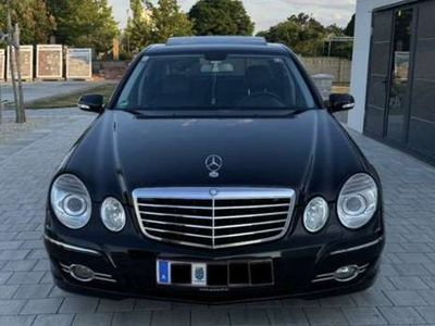 Mercedes E280