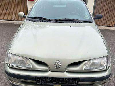 gebraucht Renault Mégane MeganeRL 1,9 Ds.