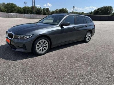 Gebraucht BMW 320 190 PS (139 kW) 2021 Grau Kombi