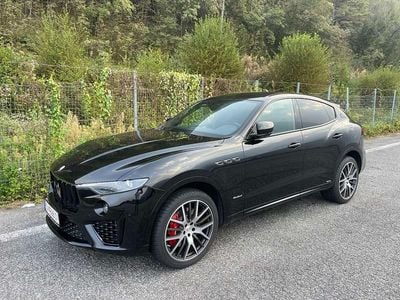 Schwarz Gebraucht 2019 Maserati Levante SUV | € 54.900 (Fairer Preis)