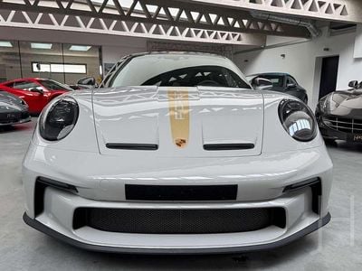 Grau Gebraucht 2024 Porsche 992 Coupé | € 292.992