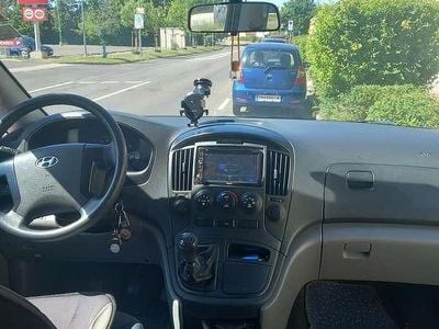 Grau Gebraucht 2012 Hyundai H-1 Van | € 8.800