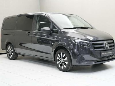 Grau Gebraucht 2024 Mercedes Vito Van | € 73.800