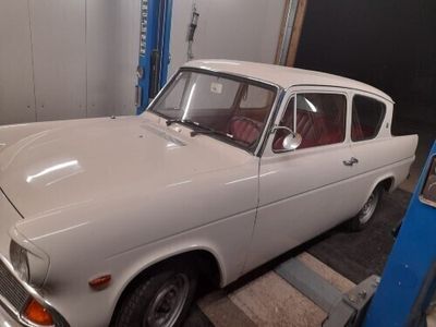 Weiß Gebraucht 1967 Ford Anglia Kleinwagen | € 12.000