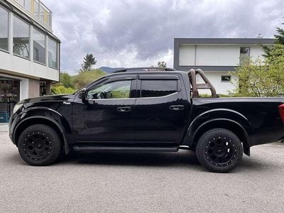 Schwarz Gebraucht 2016 Nissan Navara Tekna Abholung | € 24.900