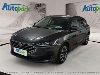 Grau Gebraucht 2024 Ford Focus Titanium X Limousine | € 22.490 (Fairer Preis)