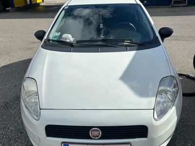 gebraucht Fiat Punto Evo 1,4 Natural Power 70 Dynamic