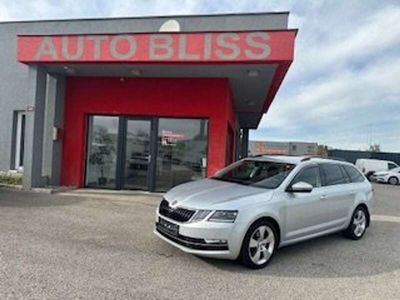 gebraucht Skoda Octavia Combi 2,0 TDI Style DSG [NAVI | RÜCKFAHRKAMERA]