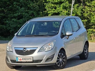 Grau Gebraucht 2011 Opel Meriva Edition Van / Kleinbus | € 3.000 (Fairer Preis)